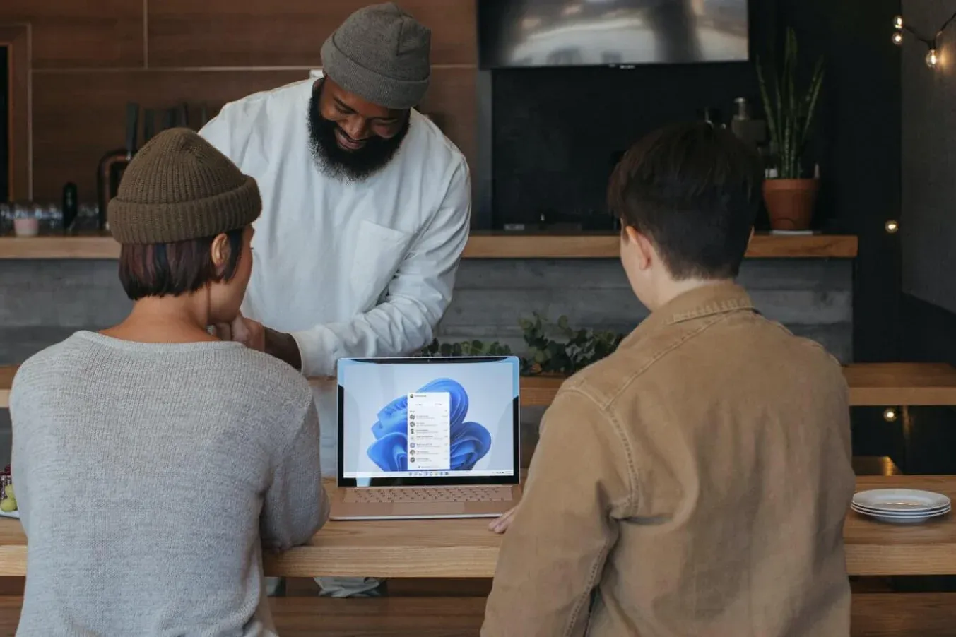 Outsourcing software development teams online meeting